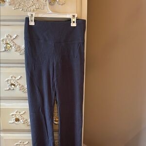 NWT Hollister High-Waisted Blue Flare Leggings